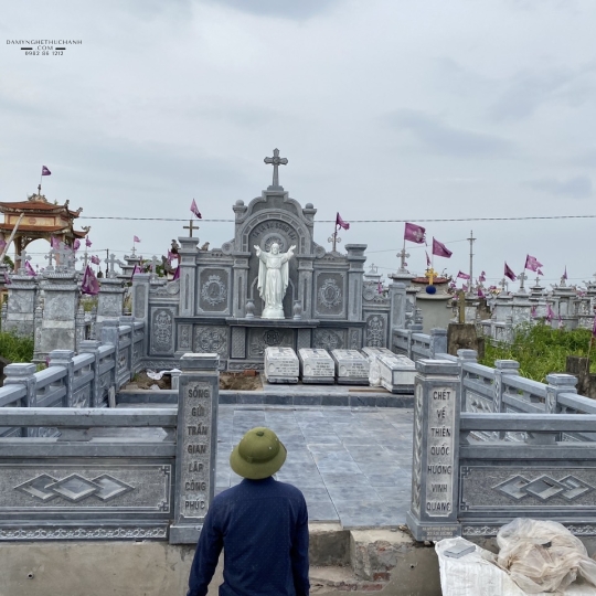 LĂNG MỘ CÔNG GIÁO - ĐÁ XANH ĐEN THANH HOÁ - MẪU 09