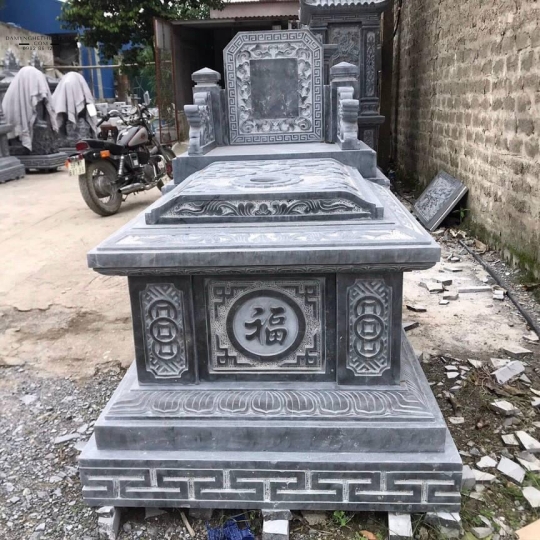 MỘ ĐÁ TAM SƠN - LÀM BẰNG ĐÁ XANH ĐEN THANH HOÁ - MẪU 01