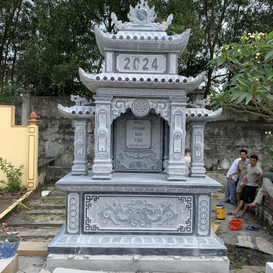 MỘ ĐÁ ĐẸP 01