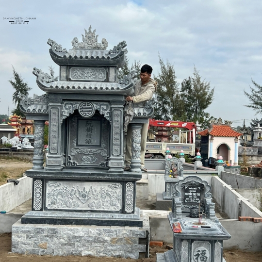 MỘ ĐÁ 2 CÁNH MD02